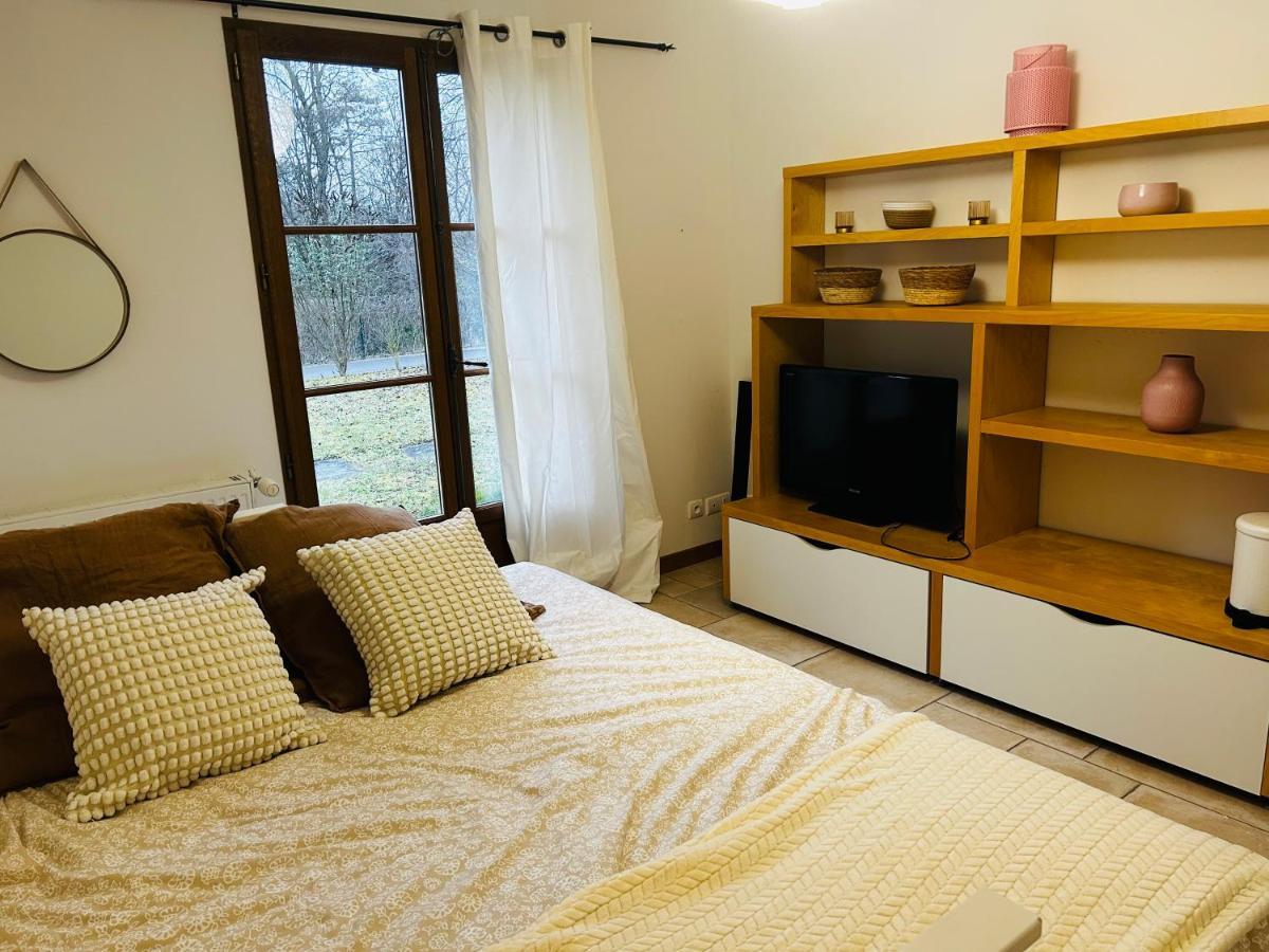 Chambre Privee Avec Coin Wc Lave Main Privatif Lägenhet Grez-sur-Loing Exteriör bild
